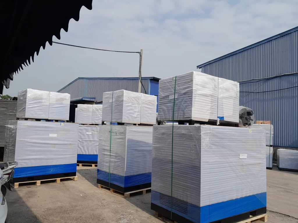 Giá máy nén khí công nghiệp công suất lớn 79 Giá máy nén khí công nghiệp loại trục vít