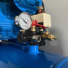 Máy nén khí 10hp 300l Aramco W-0.9/8 19 Máy nén khí 10hp 300l Aramco W-0.9/8