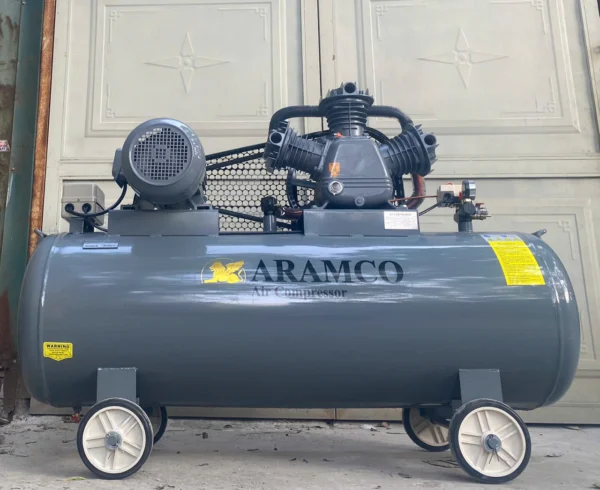 Máy nén khí 10hp 300l Aramco W-0.9/8 24 Máy nén khí 10hp 300l Aramco W-0.9/8