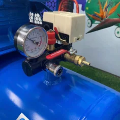 Máy nén khí 10hp 200l Aramco W-0.9/8 13 Máy nén khí 3 piston 1 cấp Aramco