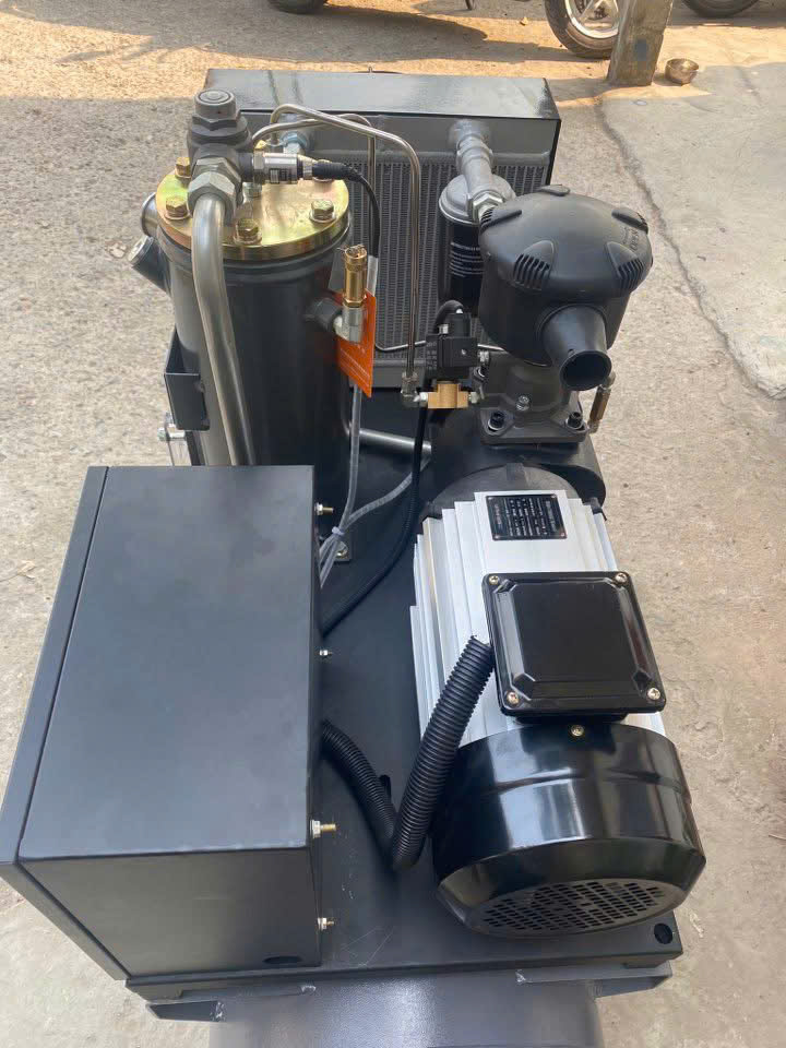 Máy nén khí trục vít mini 10hp Aramco HD-9KW/TH 8 Máy nén khí trục vít mini 10hp Aramco HD-9KW/TH
